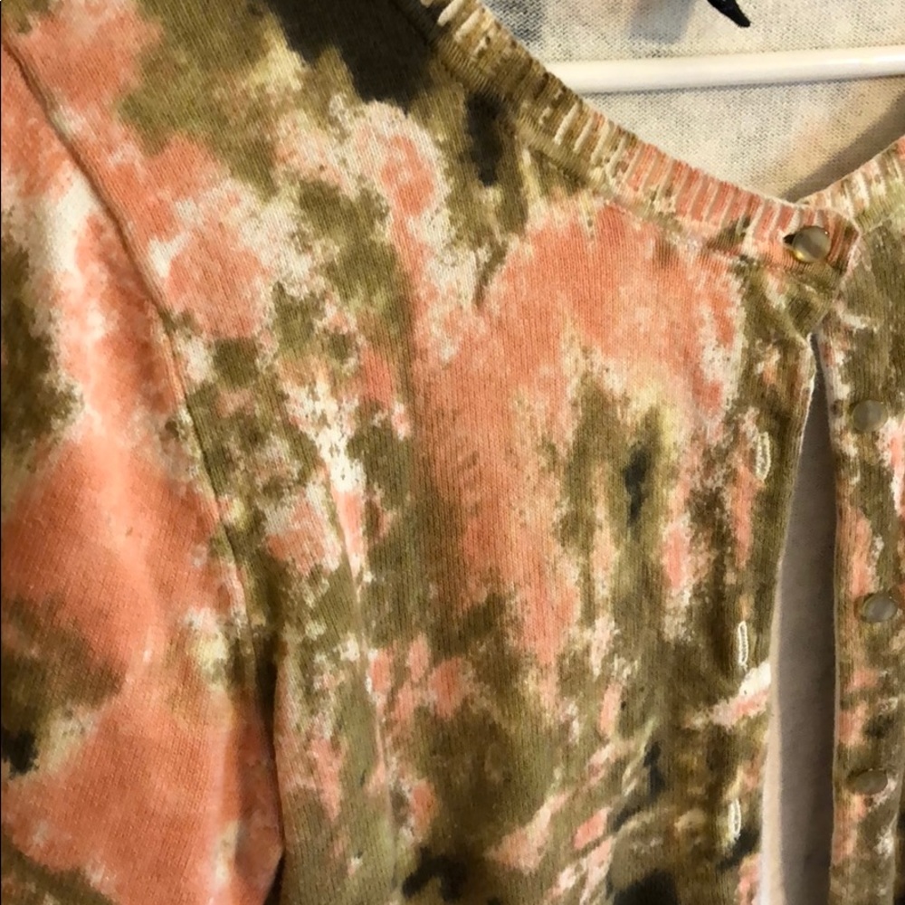 Cardigan - Picture 2 of 4